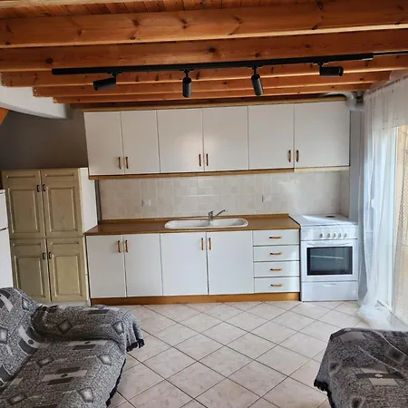 Apartment Breeze Apartments-nea Plagia *